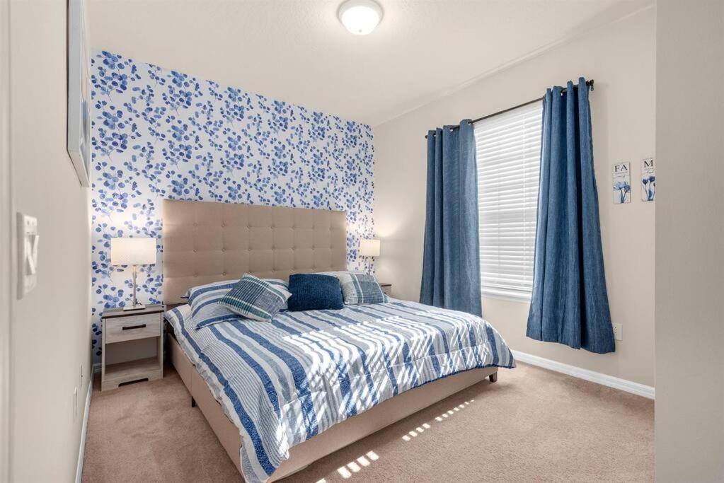 Amazing 5 Bedrooms Home With Pool/Bbq Near Disney 키시미 외부 사진
