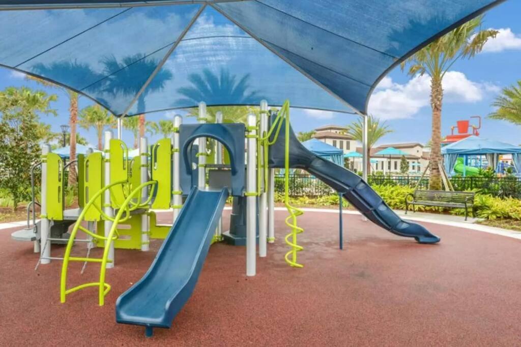 Amazing 5 Bedrooms Home With Pool/Bbq Near Disney 키시미 외부 사진