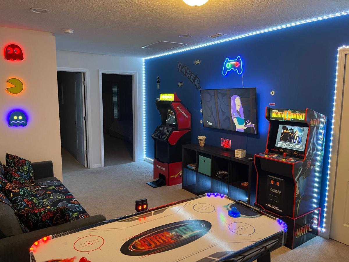 Amazing 5 Bedrooms Home With Pool/Bbq Near Disney 키시미 외부 사진